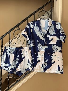 Women’s short pajama set